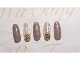 キラキラ透け感ネイル ￥9300