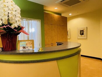 エスティ 稲毛ワンズモール店/こちらでお出迎え☆