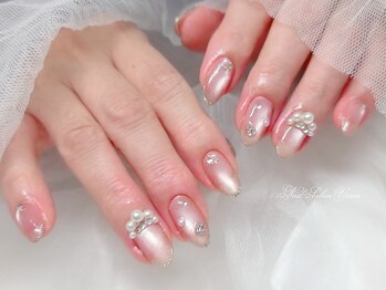 ネイルサロン ヴィクシア(Nail Salon VIXIA)の写真/【スタッフ全員JNEC1級JNA上級保持の確かな技術】トレンド感を大人可愛く演出♪季節感あるお洒落な指先に☆