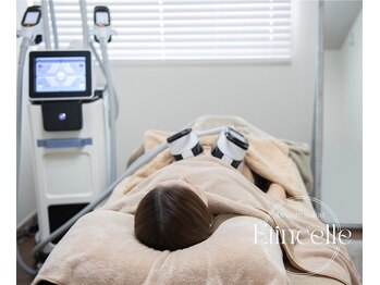 エタンセル(Etincelle)の写真/【代謝UP×脂肪燃焼】微弱電流×冷却アプローチで効率MAXダイエット！最新電流マシン×脂肪冷却贅沢マシン