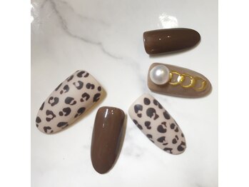 アラ ウィー ナッティー ネイル 北千住店(Aala wi Natty nail)/レオパードネイル