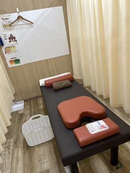 あい整体院 泉中央院/施術スペース