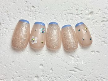 アークネイル 下北沢(urk.nail)/細フレンチ×ホロ花