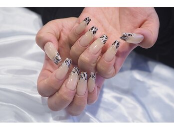 ロロネイル(LoLonail)/