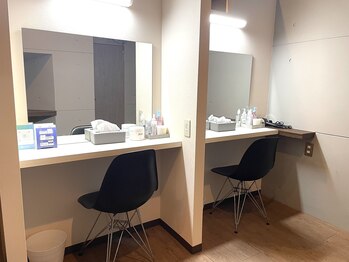 エクリア(ECLIA)/ドレッサー室