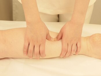 シア(Shia)/筋肉、筋膜にアプローチ！