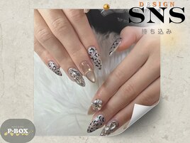 【持ち込み】　☆ギャルネイル☆