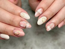 ブリスフルハピネス(Blissful happiness)/もふもふ風チェックネイル