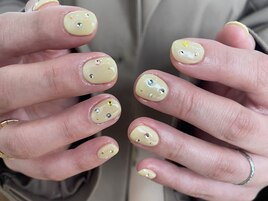 レモンイエロー