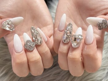 リアネイル(Rianail)/ビジュー