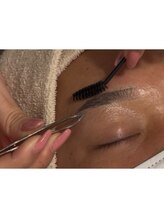 エルピス(elpis)/メンズ眉毛ワックスの流れ―3―