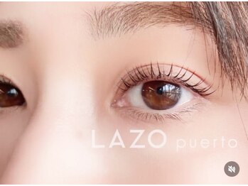 ラソ プエルト(LAZO puerto)の写真/自まつ毛への負担が気になる方でも大丈夫!!お目元を上品に♪お客様の目元に合わせたデザイン提案に定評◎