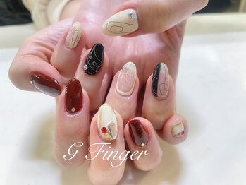 モードなアシンメトリーネイル♪