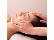 太陽の雰囲気（リフトアップマッサージで小顔効果◎ ）