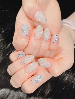 ジョリ チュン(JOLIE TRUONG)/