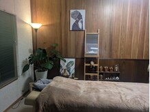 手もみとエステ む～の雰囲気（施術後は無農薬ルイボスティーのドリンクサービス付き）