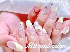イエローフレンチネイル