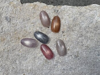 ダブリュー 放出店(W)の写真/丁寧なカウンセリング×雰囲気◎ワンカラーから持ち込みデザインまで！自慢したくなる指先へ導きます*