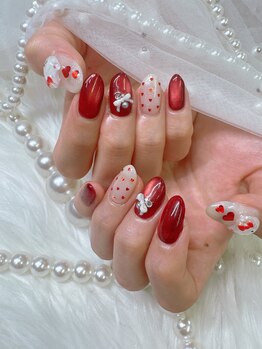 クイーンズネイル(Queeens nail)/秋冬ネイルキティちゃんネイル