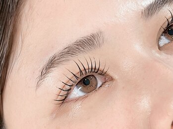 ルアナ(Luana)の写真/【元町駅西口すぐ】ケラチンケア・キューティクルケアのトリートメント付きでまつげパーマの持続力UP◎