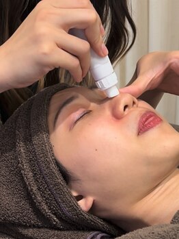 頭のオアシすぱ【毛穴×小顔×ヘッドスパ】の写真/【長年の毛穴悩みに終止符を！】美肌のための冬支度は濃厚に！贅沢に！厚くなった角質や毛穴汚れ徹底改善★