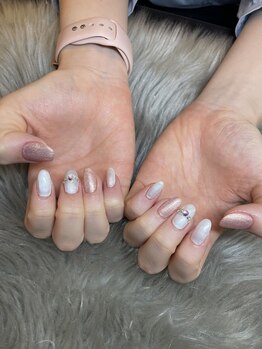 カットアンドスタイル クラウン(Cut & Style Clown)/横浜/ジェル/スカルプ/長さだし