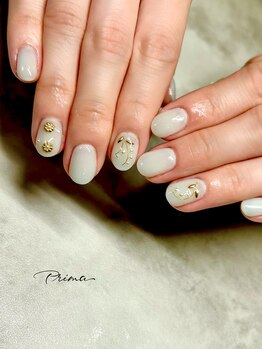 すずらんネイル