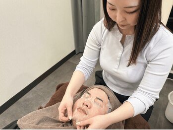 眉毛の王様 新潟店の写真/【ぷるモテ肌に大変身!!】フェイシャル毛穴洗浄で潤いを！独自の技術で、男性に多い乾燥肌にもアプローチ