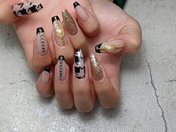 ネイル マックスケリー 大阪梅田(MAXKELLY)/ＨＡＮＤ90分アート☆フレンチ