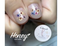 ハニー(HONEY)の雰囲気（肌なじみのいいマオジェルとmikigelが人気です！！）