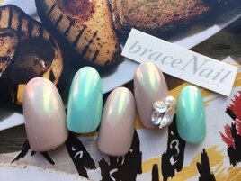 オーロラネイル×ビジューネイル