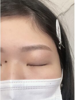 ダフネ(DAFNE)/[ボサ眉]眉毛wax