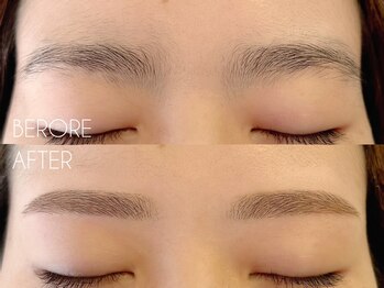 ウララ バイ ロキエ(u-LALA by ROCHIE)/＠u_lala.akina