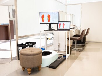 ビオプラス そごう横浜店(bioplus)/3D足型測定器