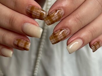 クレセント 心斎橋店(Crescent)の写真/シンプルでもお洒落に♪トレンドを取り入れて周りと差をつける！自爪を削らないパラジェルも大人気◎