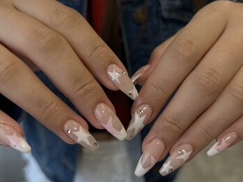 ネイルアヴァンス 京橋店(Nail AVANCE.)/手書きアートネイル