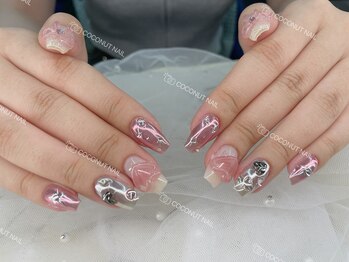 ココナッツネイル/