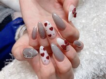 レアネイル 新宿(le'a nail)/手描きハートネイル