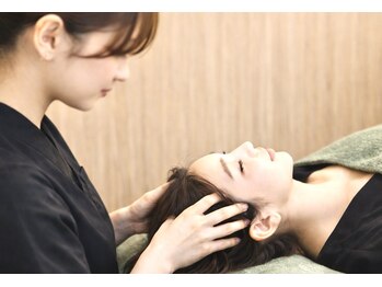 なべ整骨院の写真/繰り返すむくみ顔に。眼精疲労・脳疲労を整えキープする小顔へ。【経絡ヘッドスパ×小顔矯正】