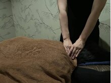 縁の雰囲気（もみほぐし、アロマトリートメント、他にもメニューございます♪）