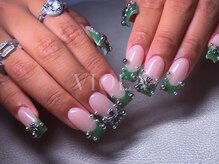 ヴィオラ(VIOLA)/海外風/フレンチ/スカルプ