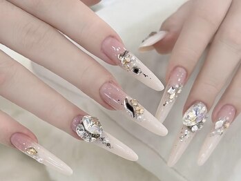 エヌドットキラリ(N.KIRARI)の写真/”自爪が短い、折れてしまった、長さがバラバラ・・・”とお悩みの方にも大好評♪モチの良さに自信あり◎