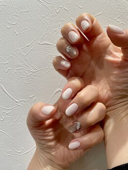 チアフル ネイルアンドアイラッシュ(cheerful)/シンプルホワイトネイル