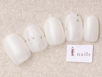アイネイルズ 三宮店(I nails)/シンプルスタッズネイル