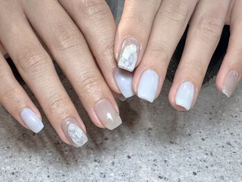 リュウ 銀座(lieu)/ニュアンスネイル