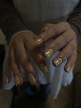 スル(SEULE)/ゴールドネイル