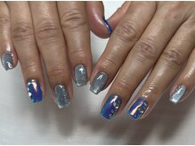 ラニー アンド ココネイル(LANIE&CocoNail)/夏っぽキラキラブルーネイル