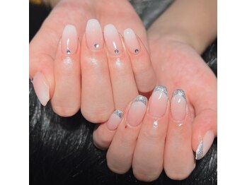 ジョリ チュン(JOLIE TRUONG)/