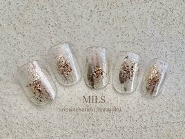 シンプルアートネイル