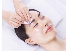 インフェイシャス 大丸福岡天神店/眉デザイン決定＆ワックス脱毛